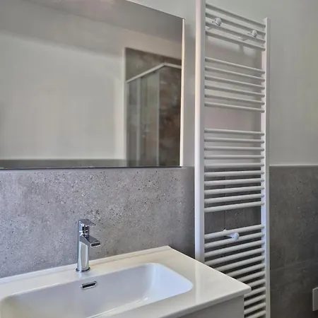 Montecristo Sei * Follonica